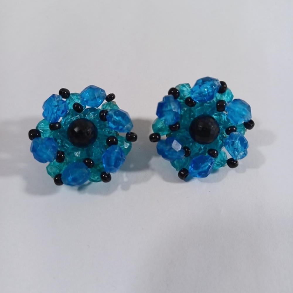 Clip On Bead Earrings Vintage